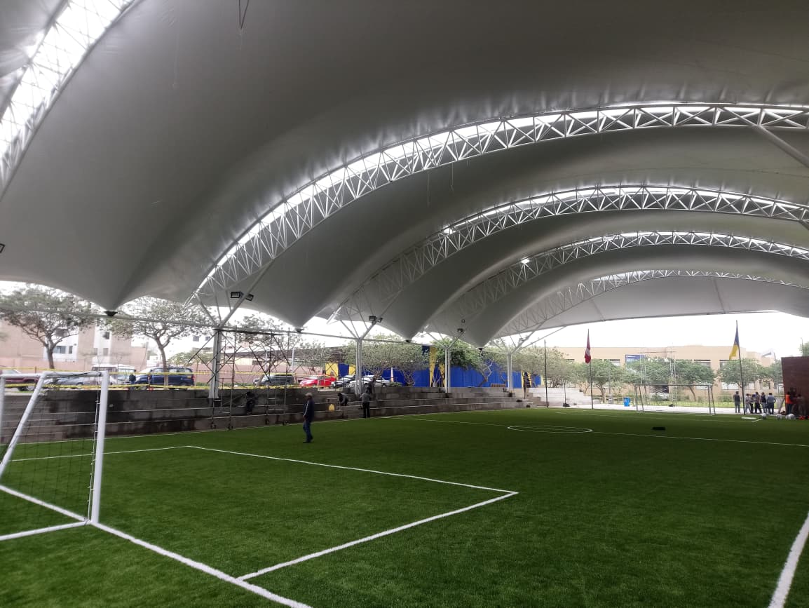 Cobertura tensionada